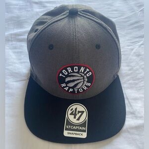 Toronto Raptors ‘47 Brand Black Snapback Hat with White Logo